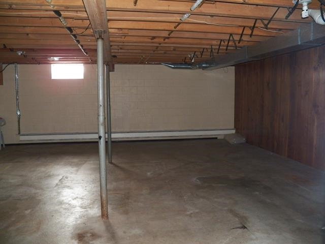 501 E Spring St, Middlebury, IN 46540 photo 28