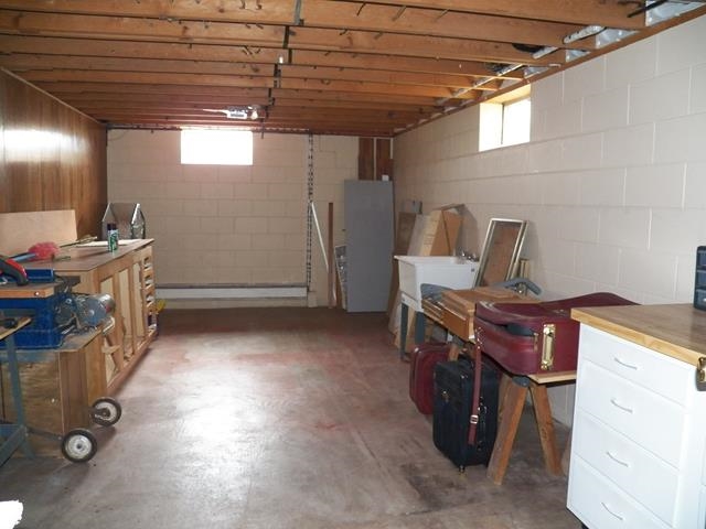 501 E Spring St, Middlebury, IN 46540 photo 26