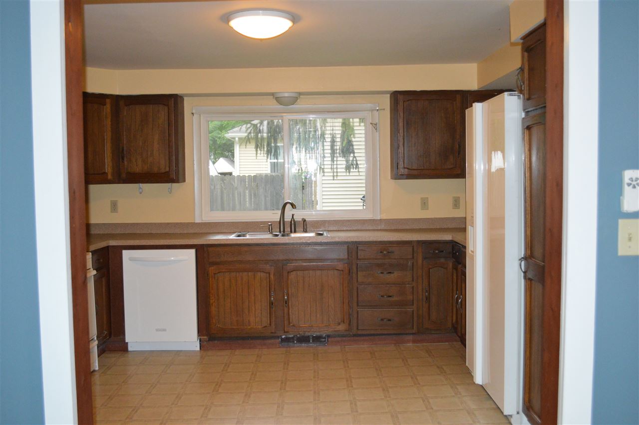 918 W Laporte St, Plymouth, IN 46563 photo 12