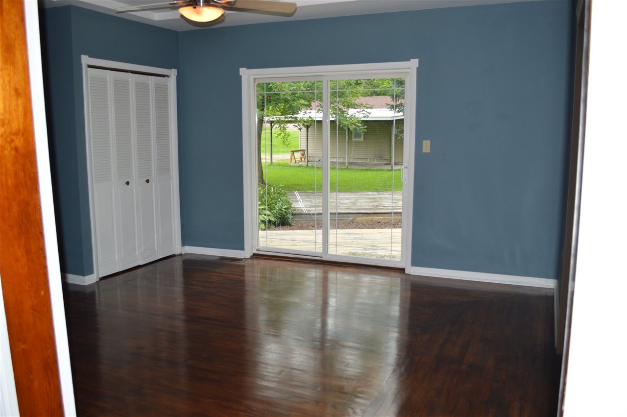 918 W Laporte St, Plymouth, IN 46563 photo 10
