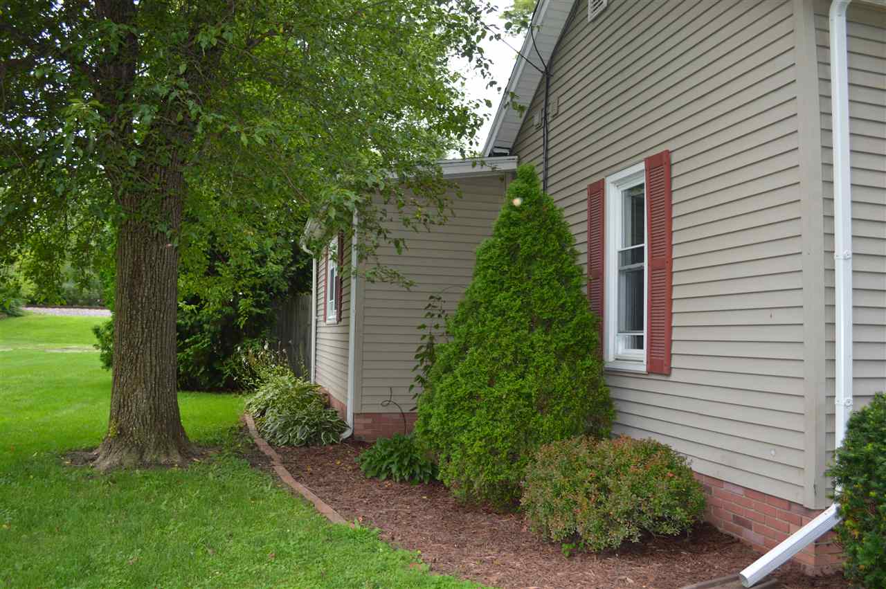 918 W Laporte St, Plymouth, IN 46563 photo 18