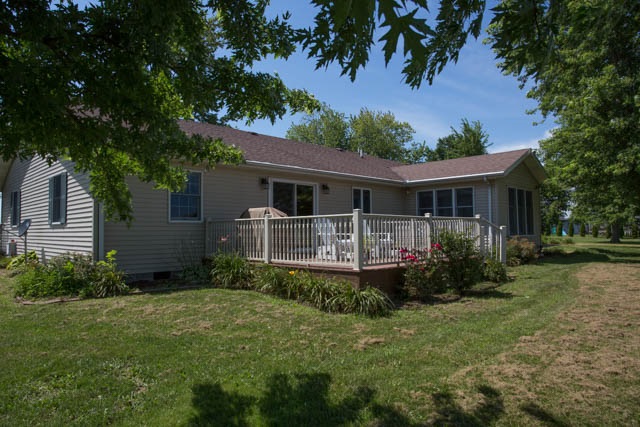 8437 S Warren Rd, Warren, IN 46792 photo 18