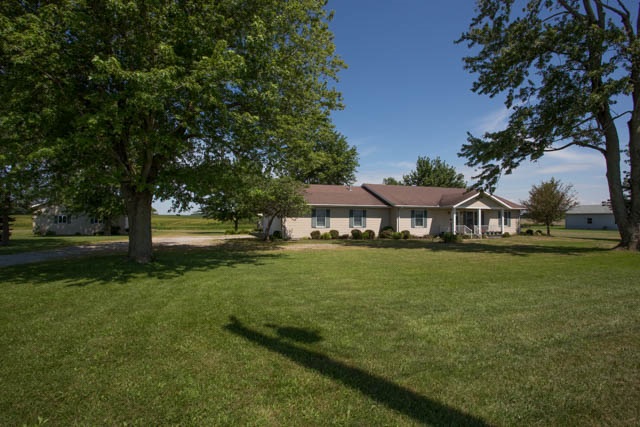 8437 S Warren Rd, Warren, IN 46792 photo 19