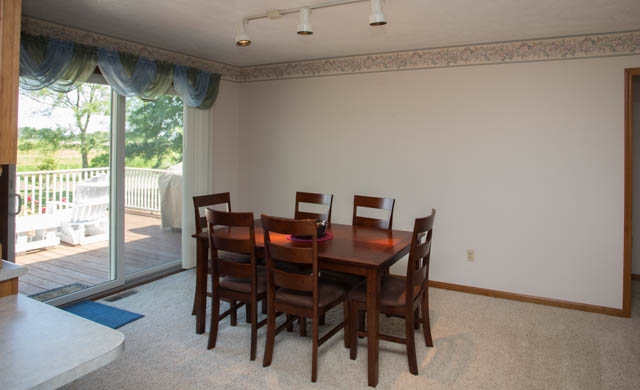 8437 S Warren Rd, Warren, IN 46792 photo 6