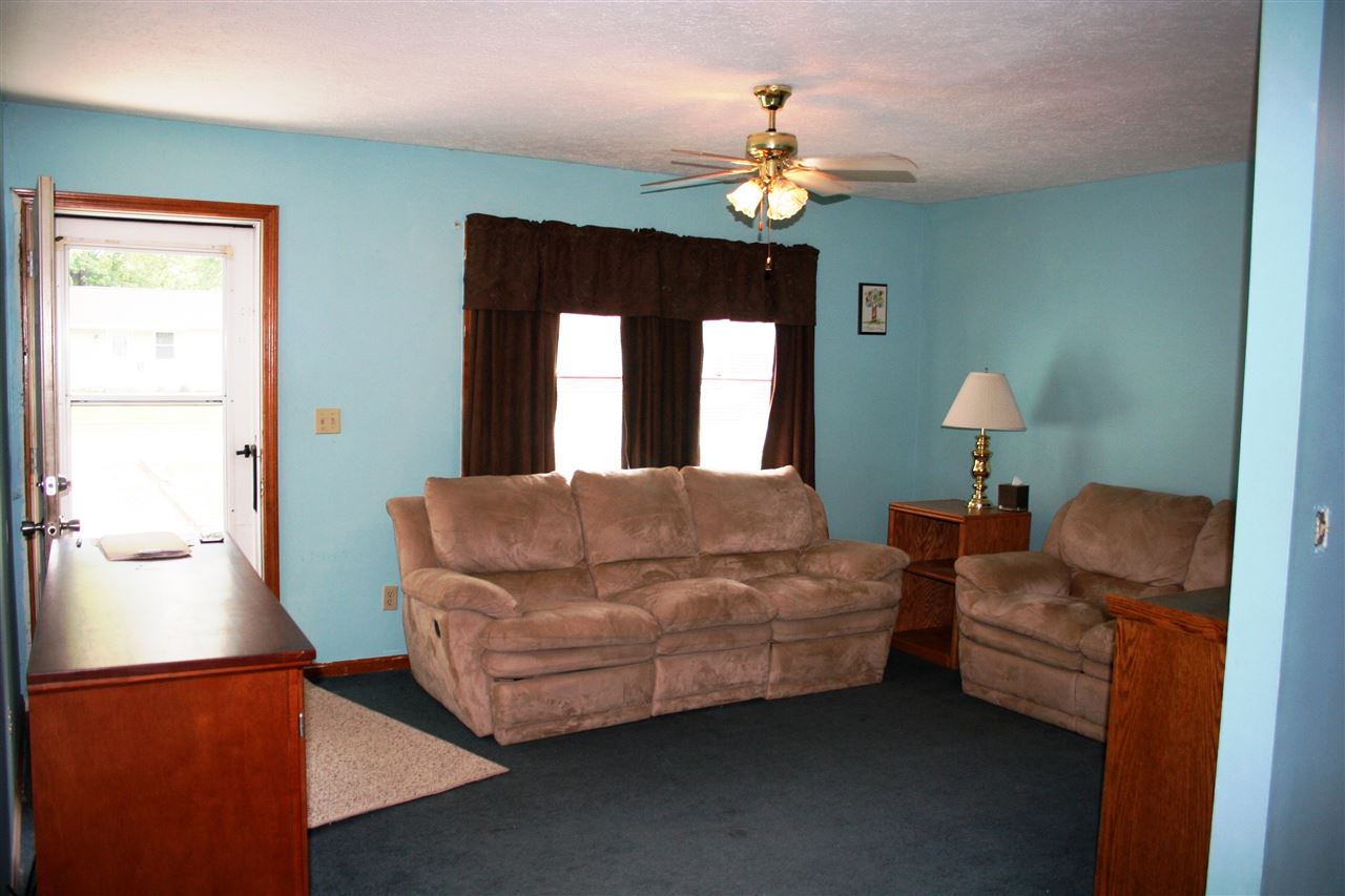 503 N Maple St, Lagrange, IN 46761 photo 5