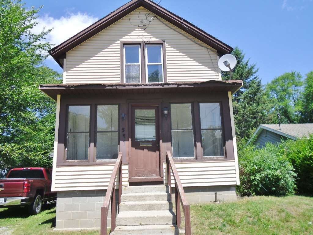 541 Dowling St, Kendallville, IN 46755 photo 1