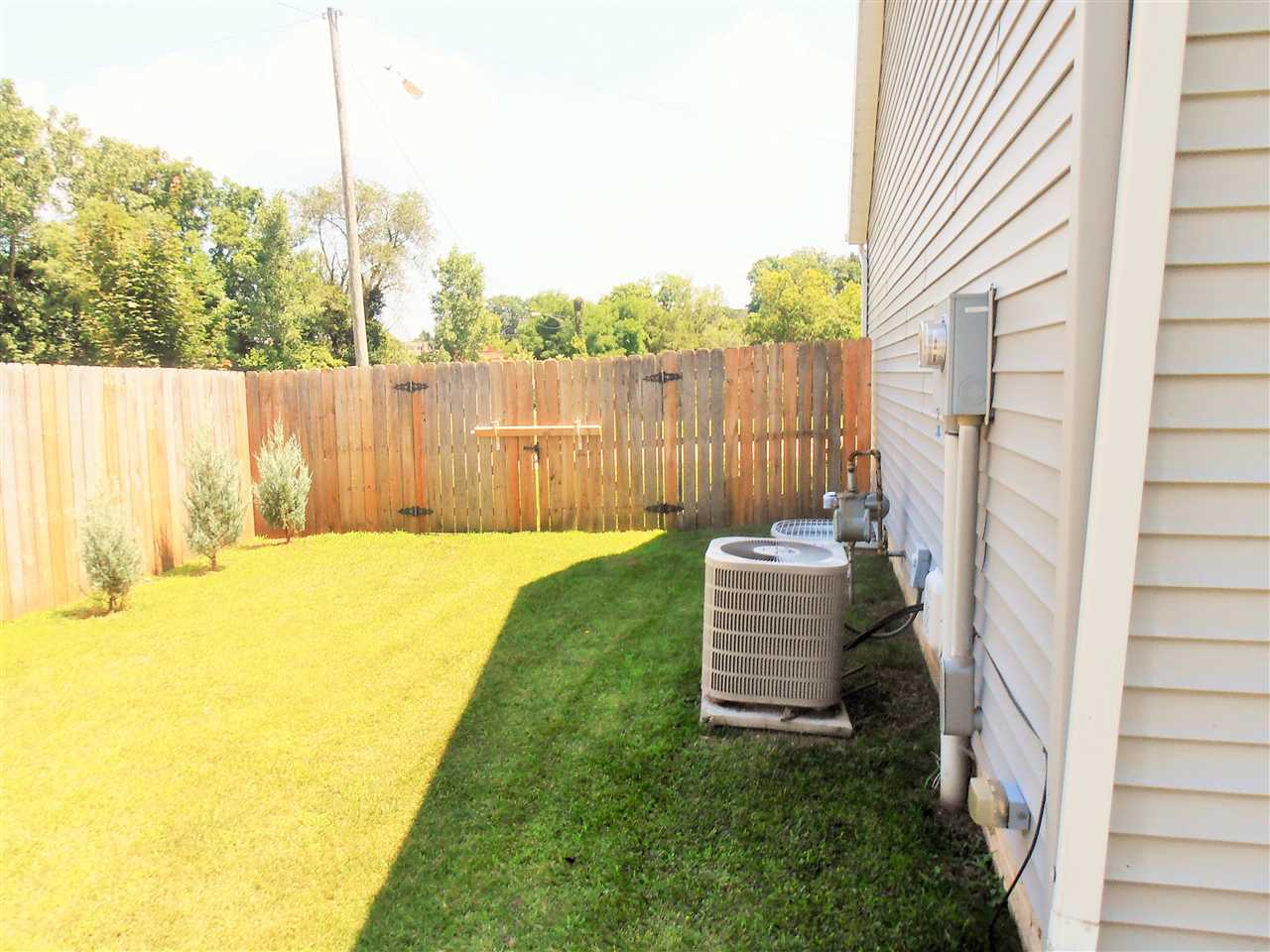 4011 Riverside Dr, South Bend, IN 46628 photo 20