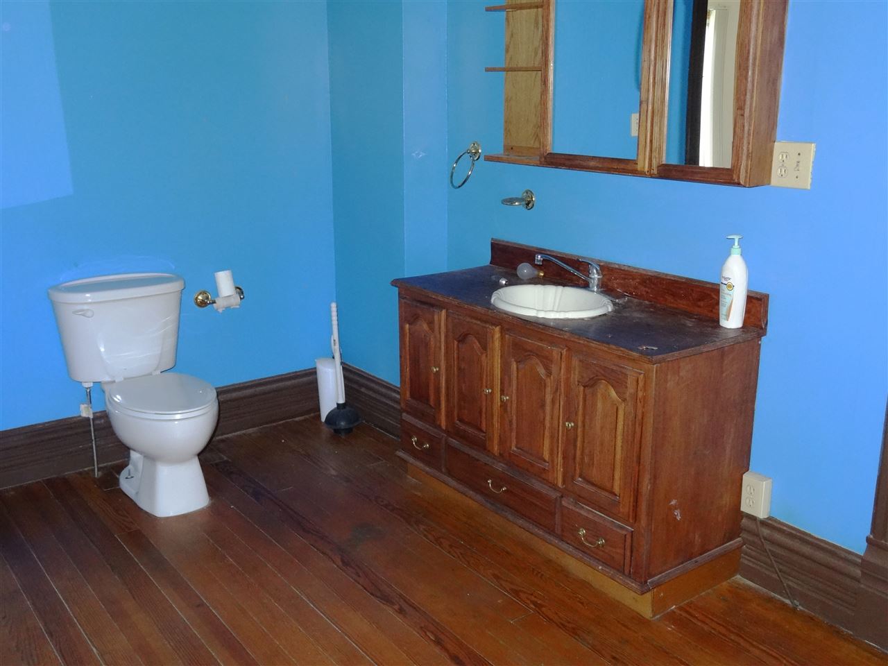 203 S Albany St, Wolcottville, IN 46795 photo 11