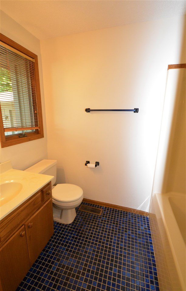 2821 Knightsbridge Pl, Fort Wayne, IN 46815 photo 18