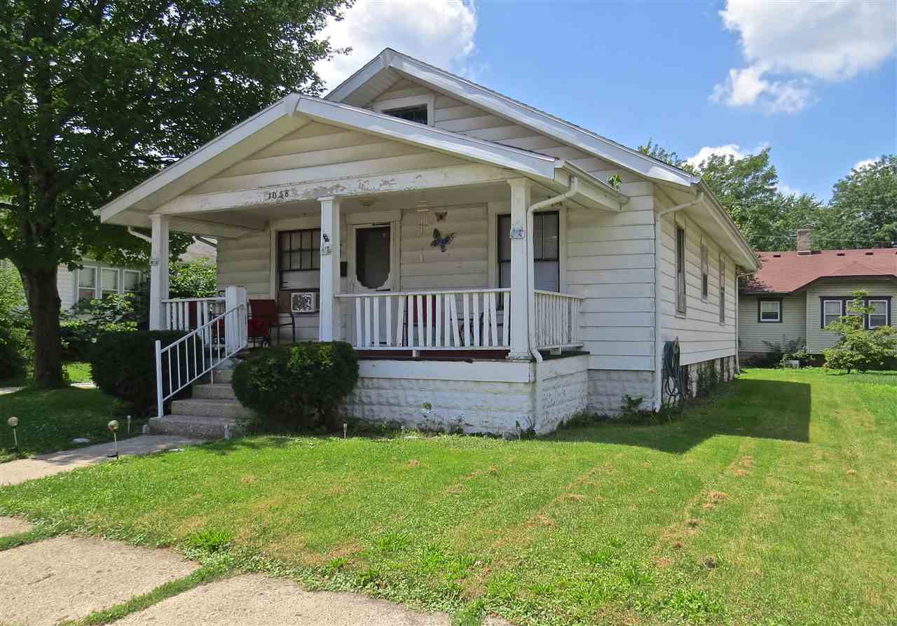 1058 N Harrison St, Frankfort, IN 46041 photo 1