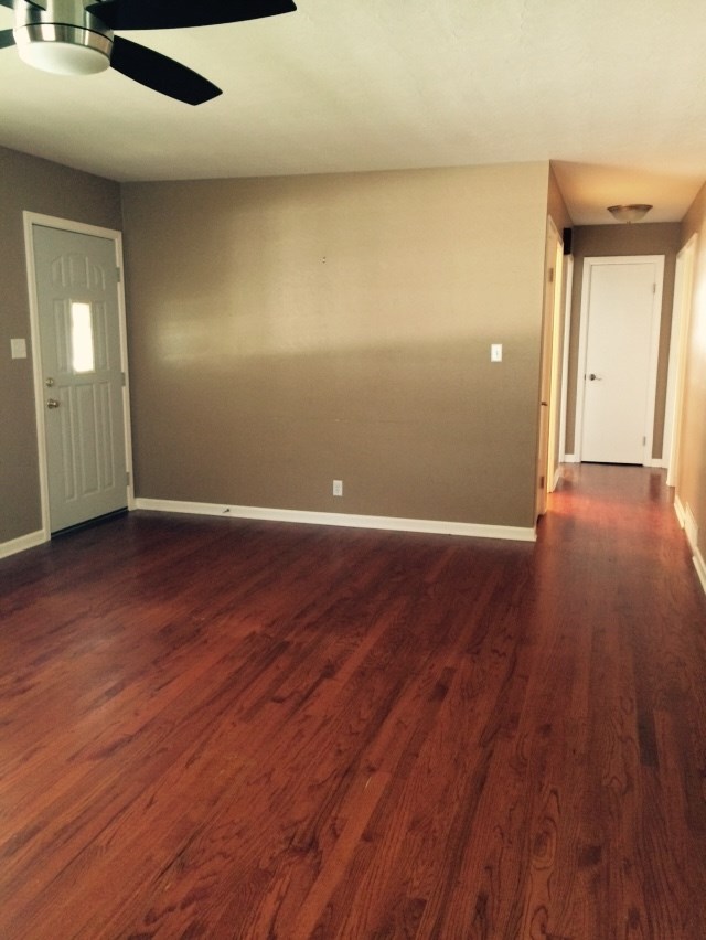 907 Delano Ave, South Bend, IN 46615 photo 2