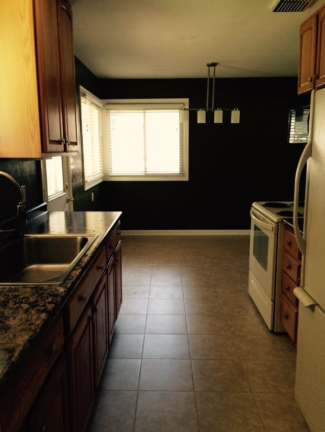 907 Delano Ave, South Bend, IN 46615 photo 9