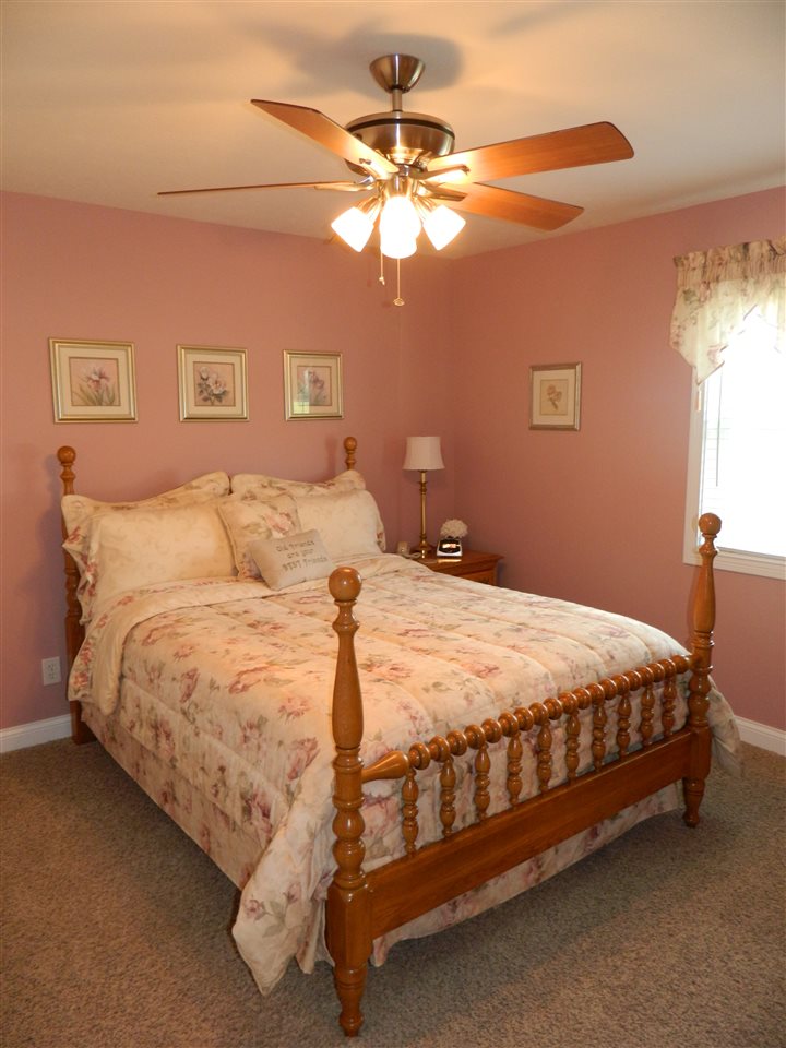 107 Windridge Cir, Bedford, IN 47421 photo 23