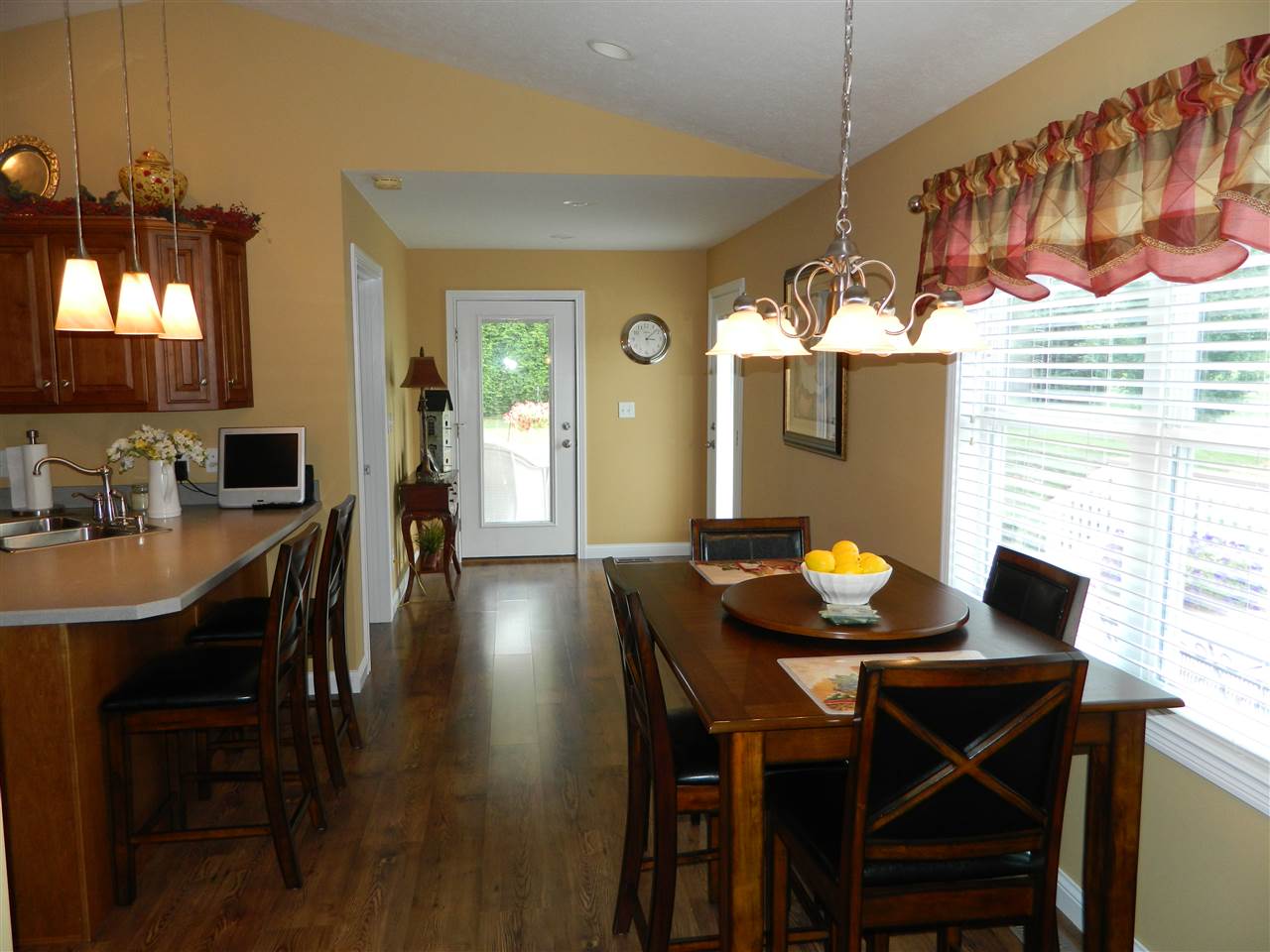 107 Windridge Cir, Bedford, IN 47421 photo 12