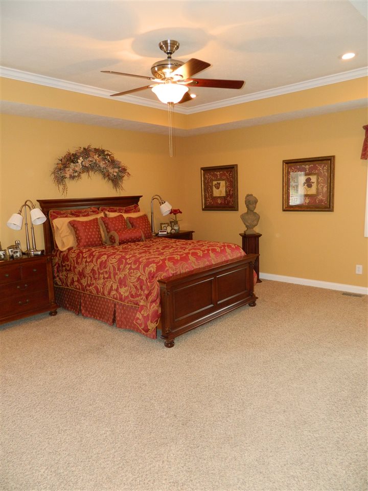 107 Windridge Cir, Bedford, IN 47421 photo 13