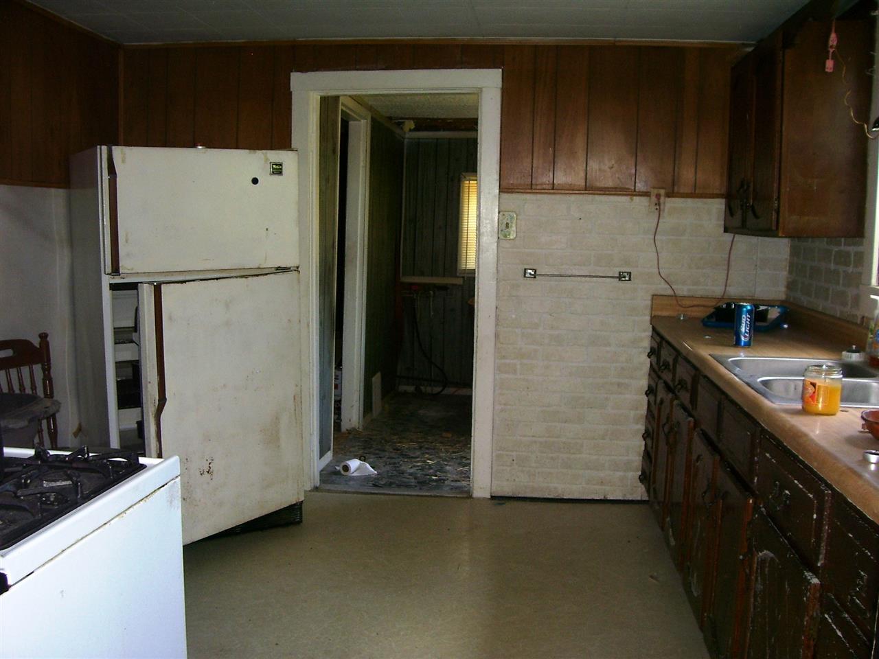 535 E Frank St, Mitchell, IN 47446 photo 7