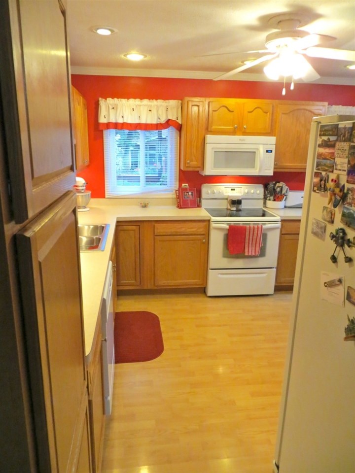 1816 Thornhill Dr, South Bend, IN 46614 photo 7