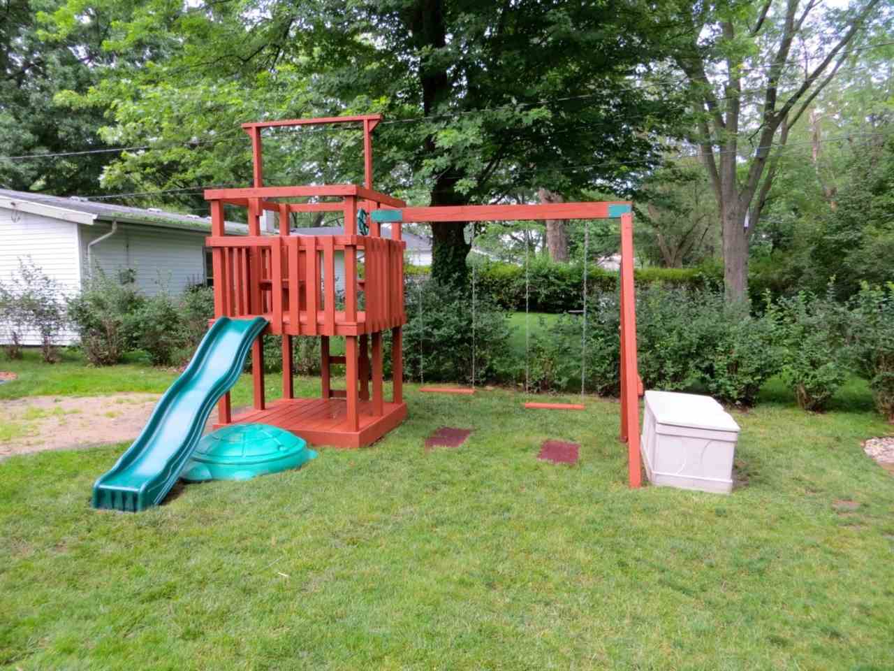1816 Thornhill Dr, South Bend, IN 46614 photo 15