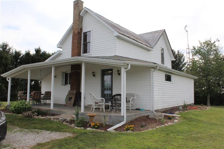 5332 W 1300 S, Silver Lake, IN 46982 photo 1