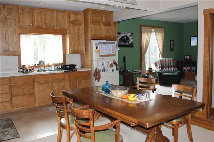 5332 W 1300 S, Silver Lake, IN 46982 photo 2