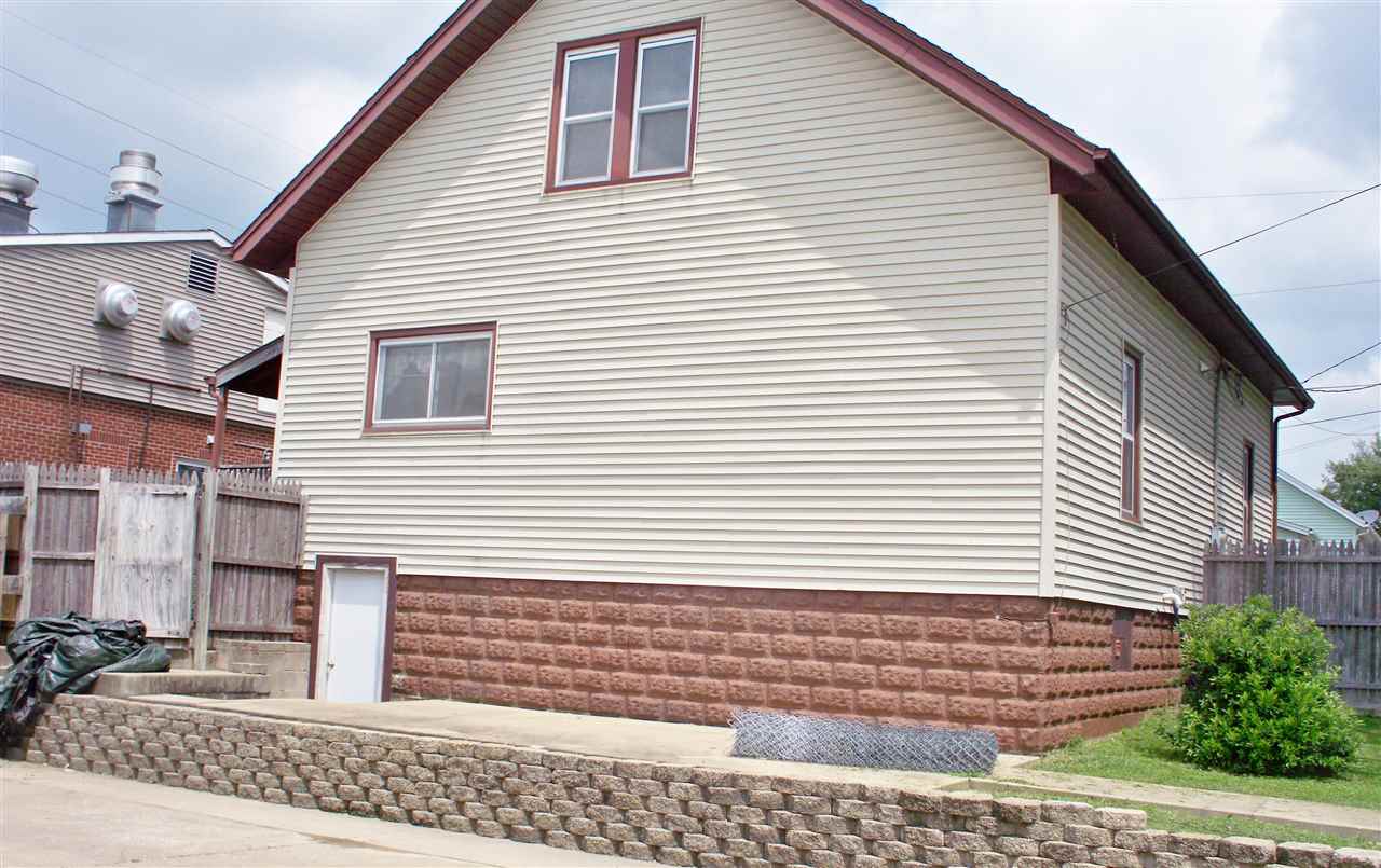 309 E 14th St, Jasper, IN 47546 photo 9