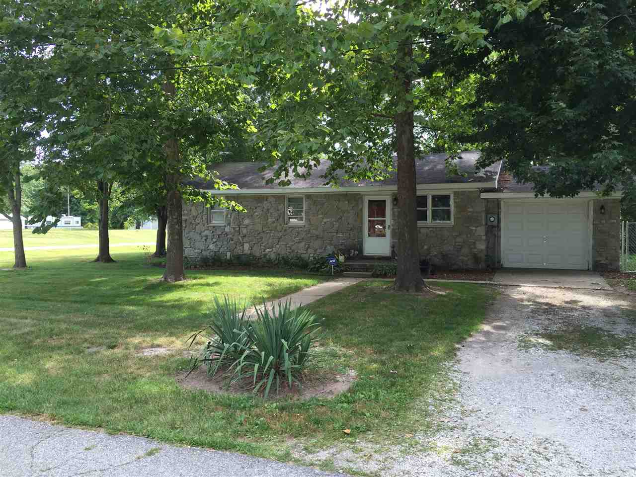 1631 S 1038 E, Greentown, IN 46936 photo 1