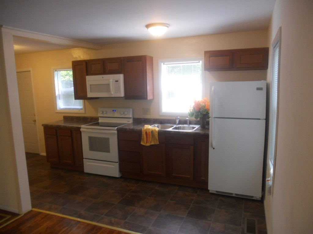 115 S Bryan Ave, Bloomington, IN 47408 photo 3