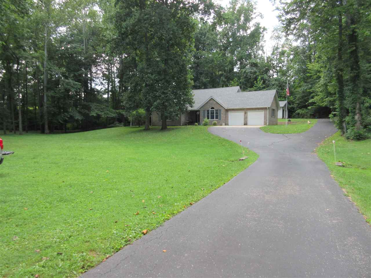 261 Country Estates Dr, Mitchell, IN 47446 photo 17