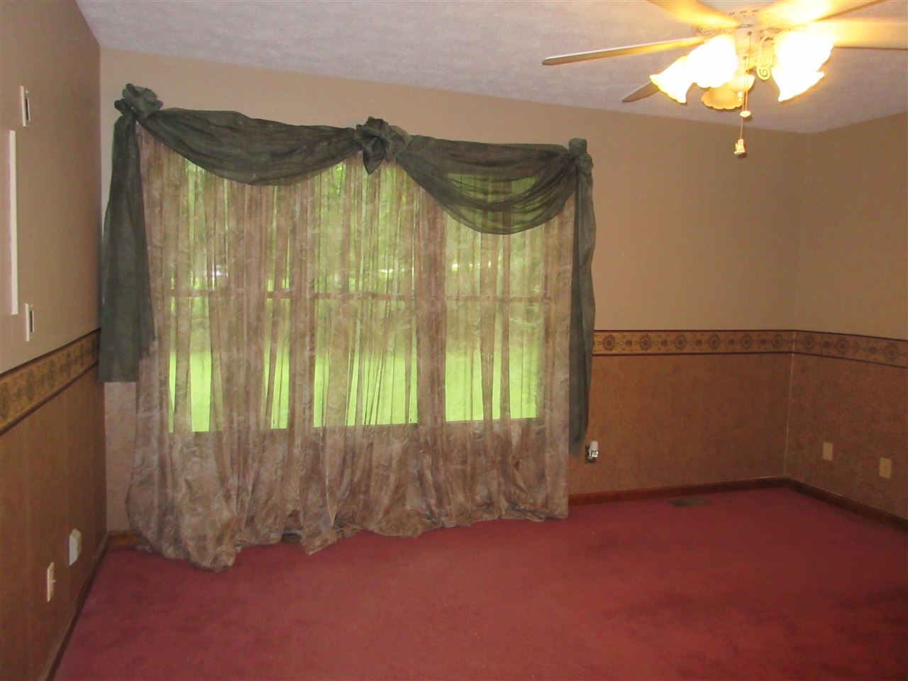 261 Country Estates Dr, Mitchell, IN 47446 photo 5
