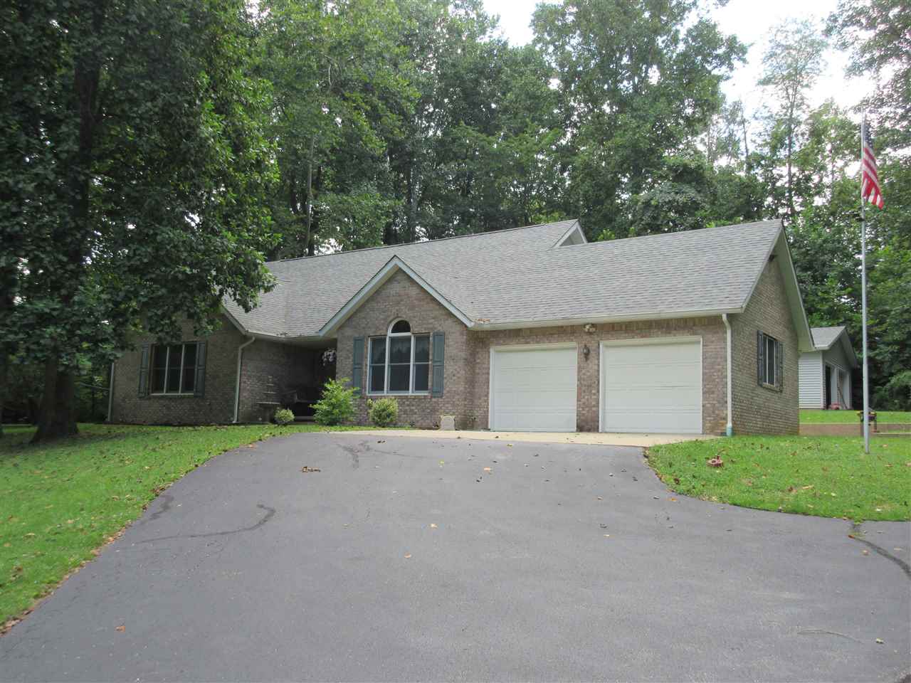 261 Country Estates Dr, Mitchell, IN 47446 photo 18