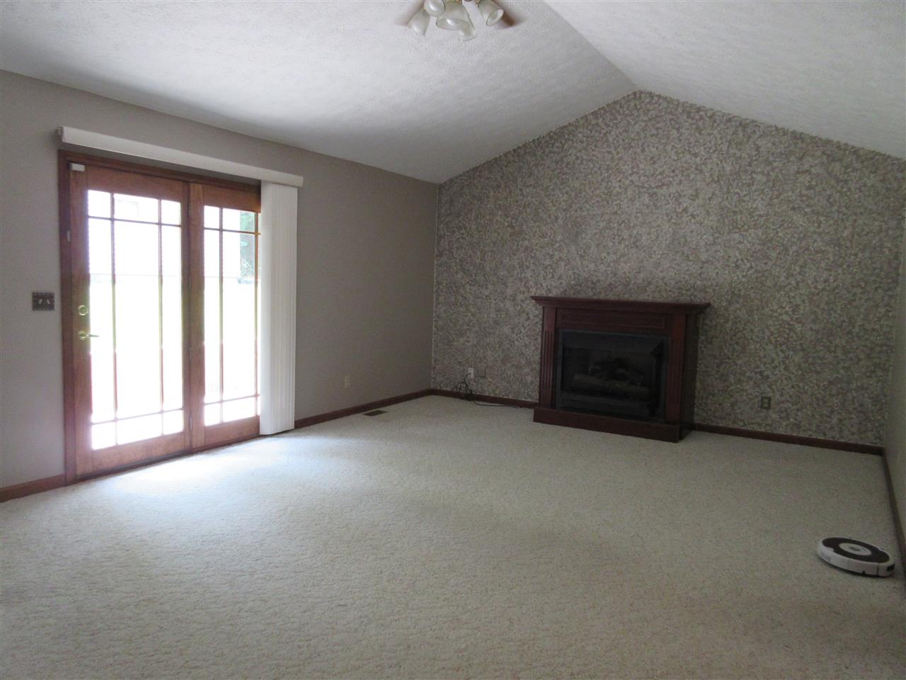 261 Country Estates Dr, Mitchell, IN 47446 photo 3