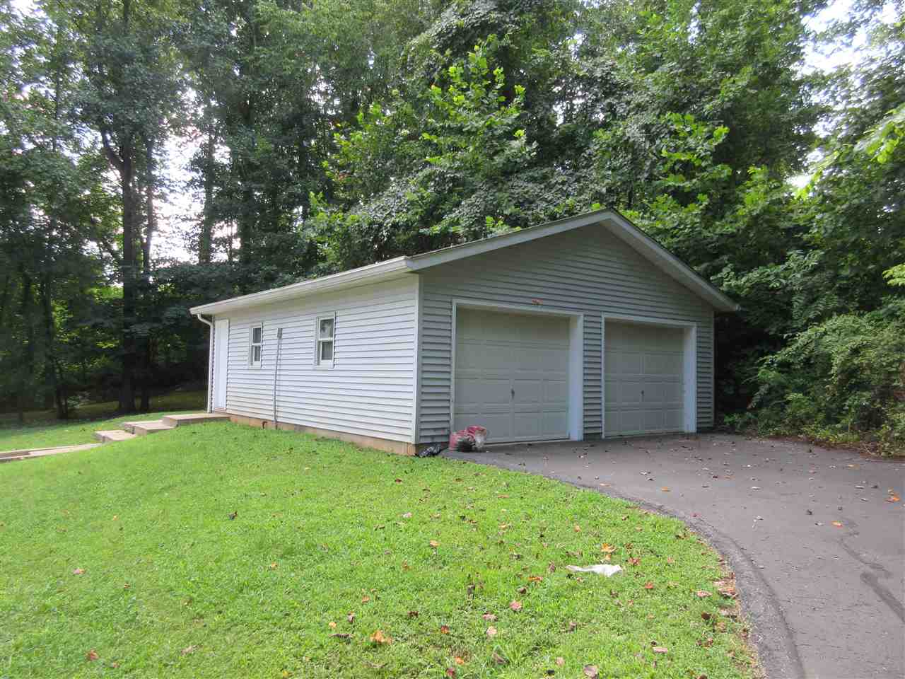 261 Country Estates Dr, Mitchell, IN 47446 photo 21