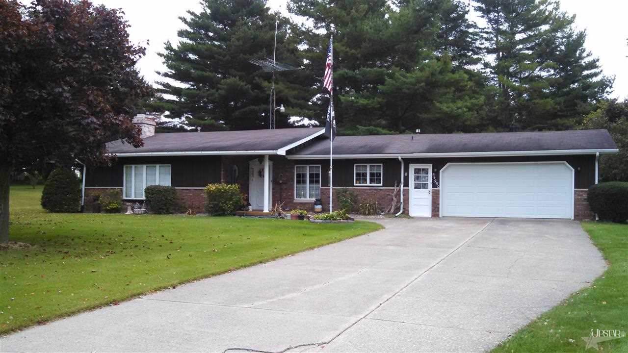 54950 Pear Rd, South Bend, IN 46628 photo 1