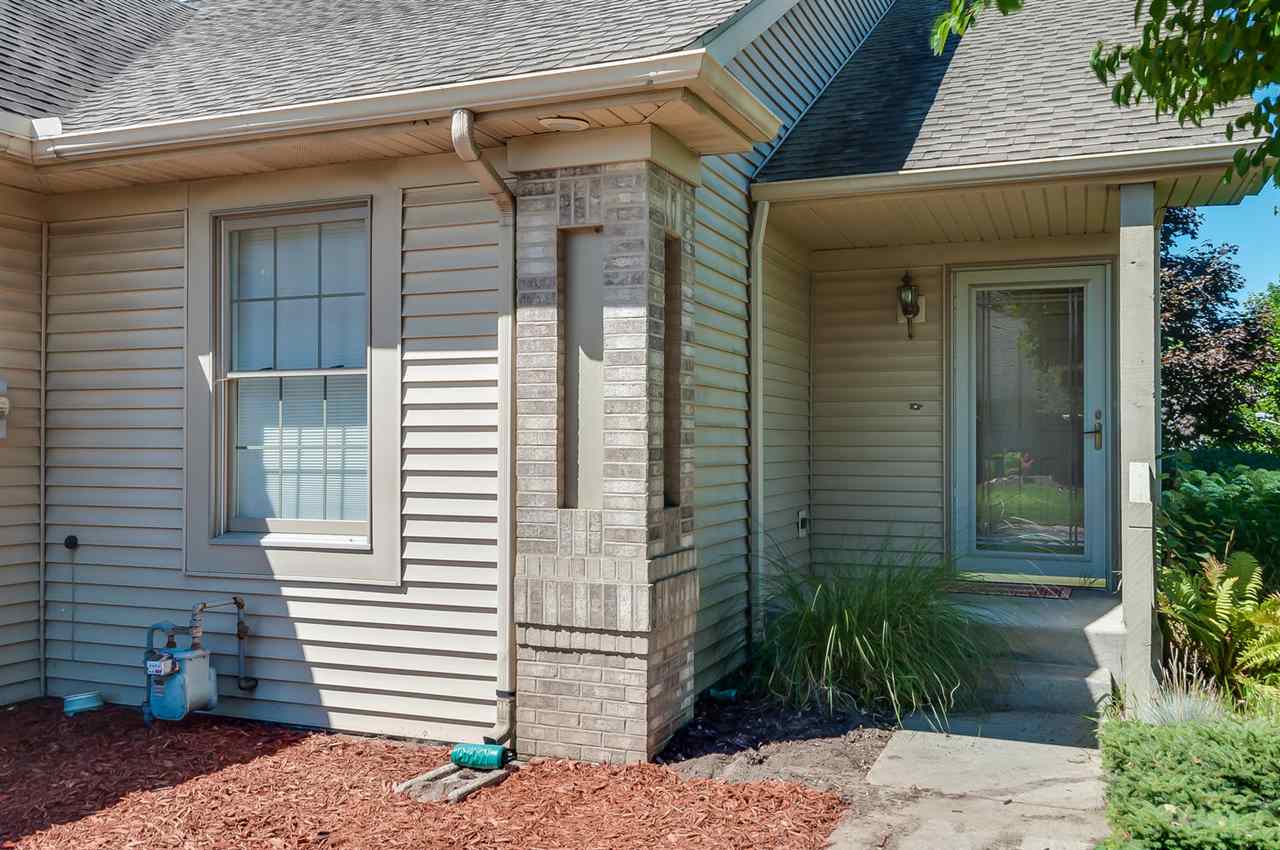 1117 Diamond Dr, Mishawaka, IN 46544 photo 3