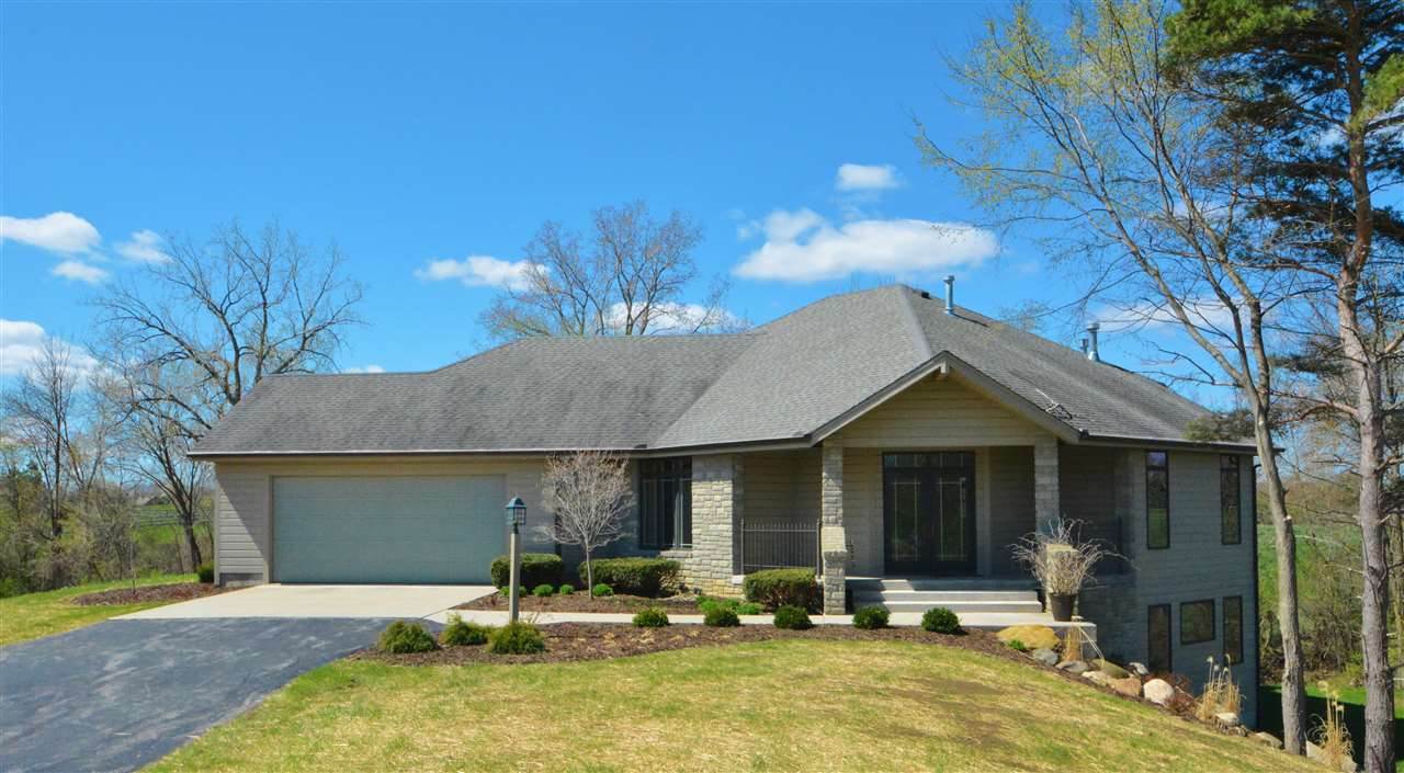 9652 N 300 E, Roanoke, IN 46783 photo 1