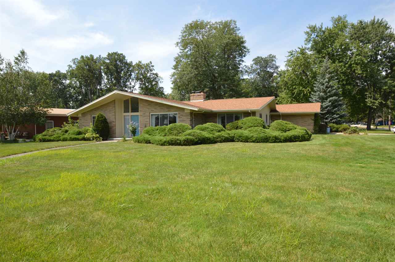3029 Devon Dr, Fort Wayne, IN 46815 photo 2
