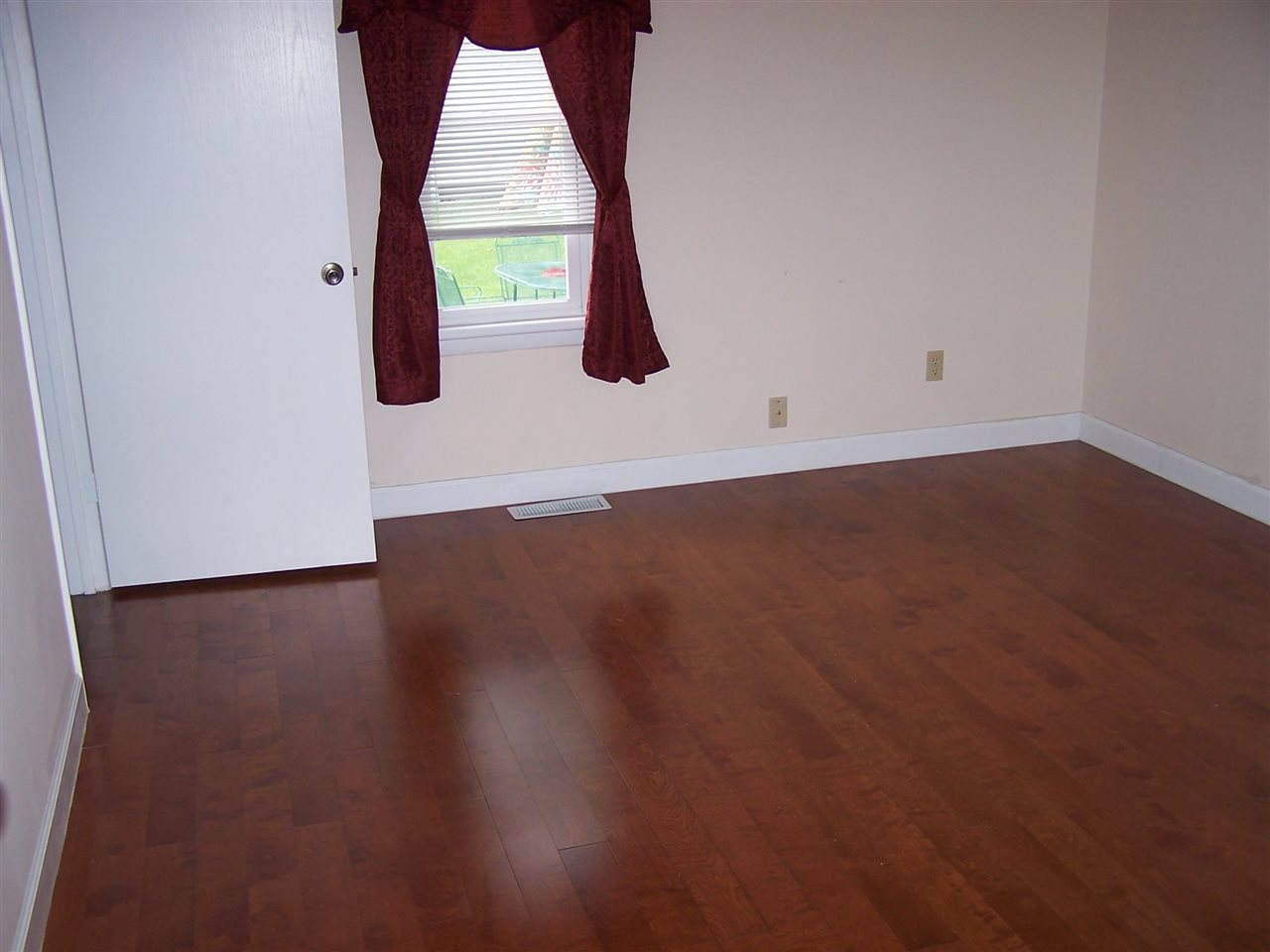 268 E Main, Berne, IN 46711 photo 13