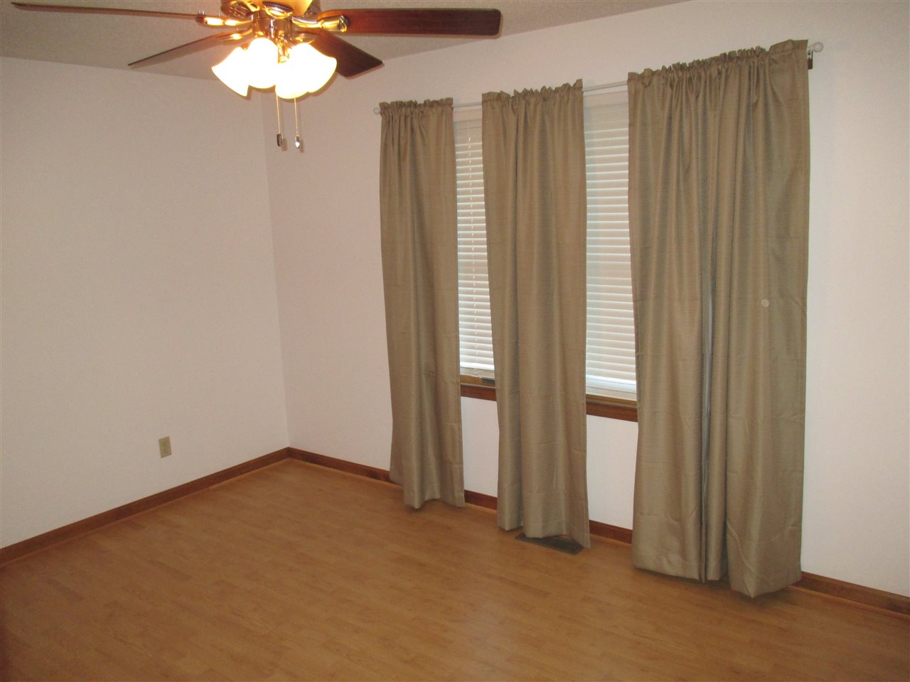 8800 Nevada Dr, Newburgh, IN 47630 photo 7