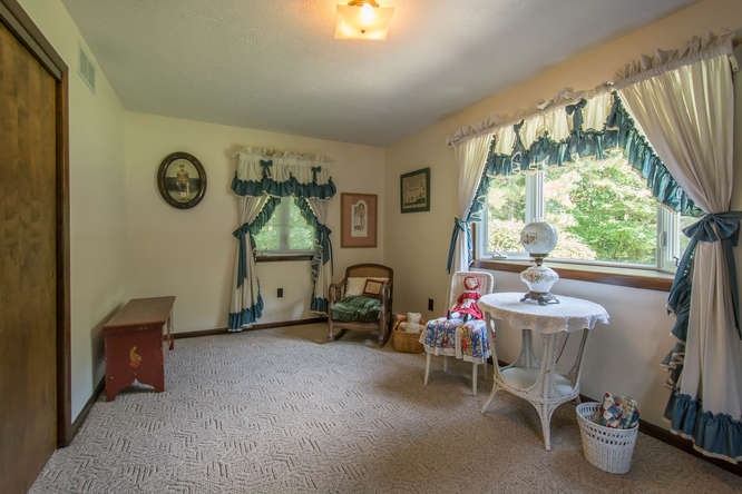 6440 E Gross Rd, Bloomington, IN 47401 photo 17