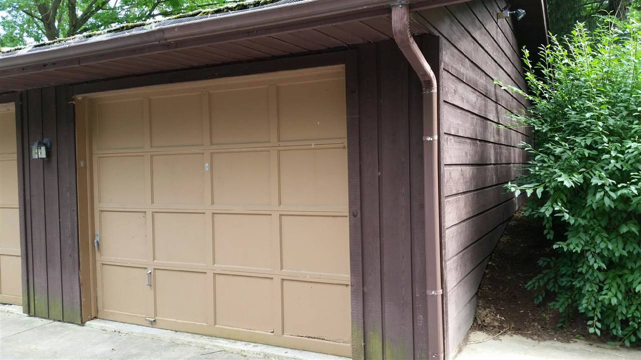 2364 E Winding Brook Cir, Bloomington, IN 47401 photo 16