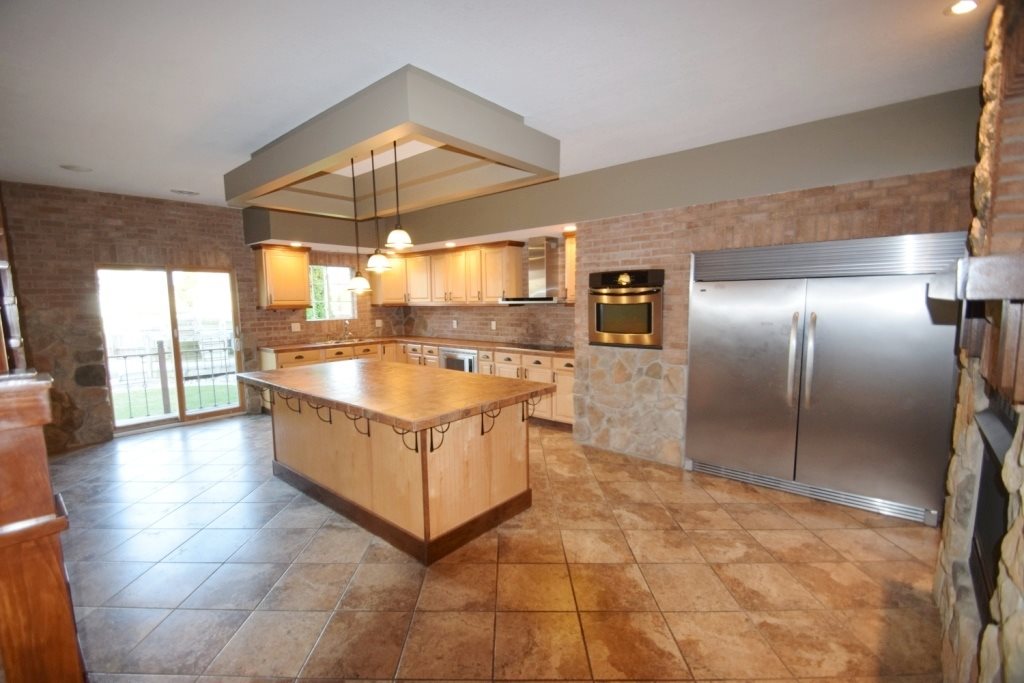 1365 Maple Ln, Nappanee, IN 46550 photo 24