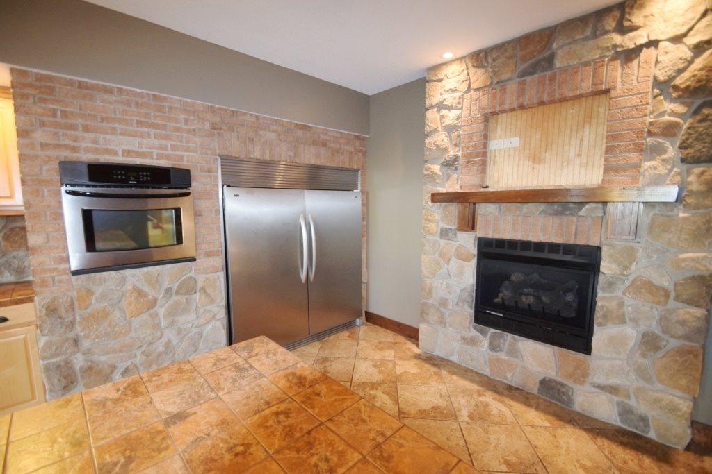 1365 Maple Ln, Nappanee, IN 46550 photo 26