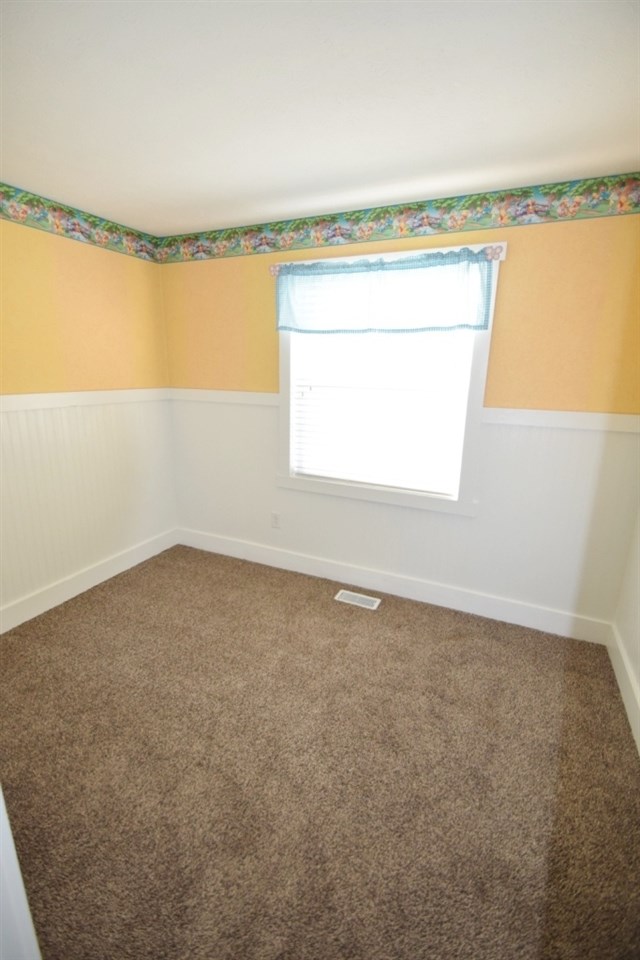 1365 Maple Ln, Nappanee, IN 46550 photo 29