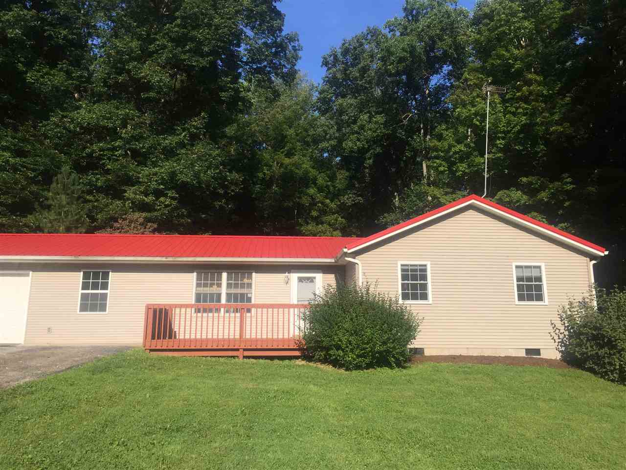 6237 N Holly Dr, Ellettsville, IN 47429 photo 1