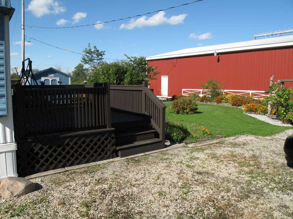 16233 Douglas, Yoder, IN 46798 photo 3