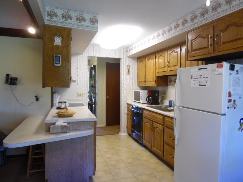 332 Willowbrook Trl, Bluffton, IN 46714 photo 7