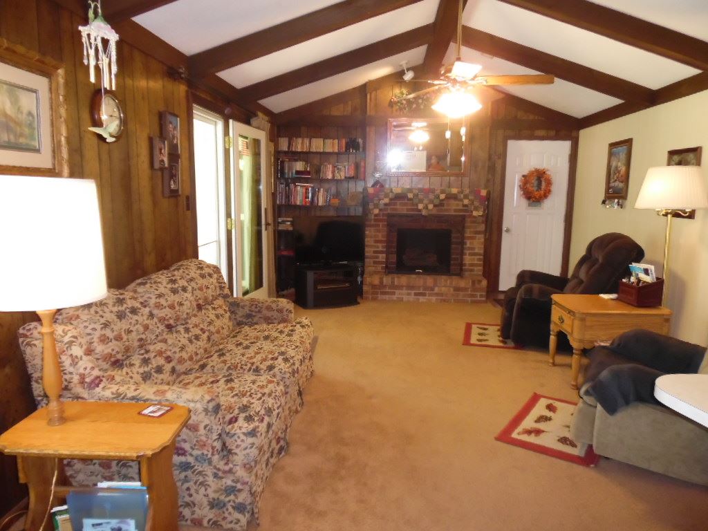332 Willowbrook Trl, Bluffton, IN 46714 photo 9