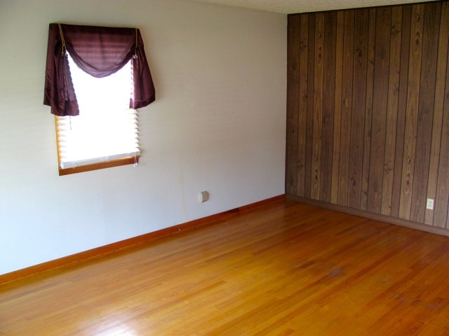 2109 27th St, Bedford, IN 47421 photo 14