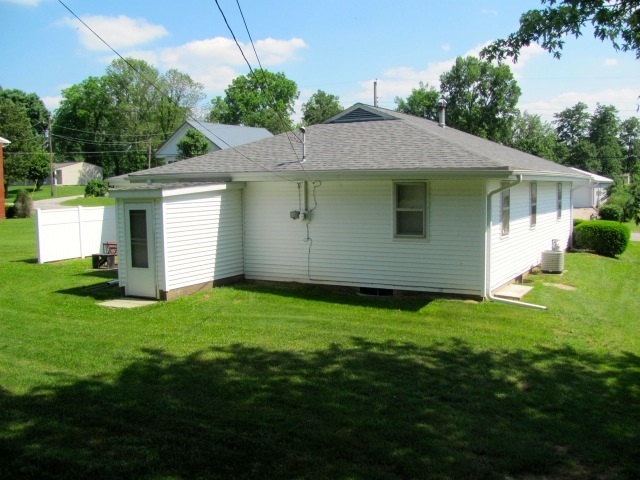 2109 27th St, Bedford, IN 47421 photo 26