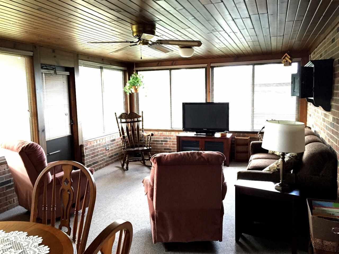 202 E Fox, Wolcott, IN 47995 photo 12